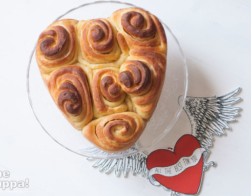 Torta delle rose con lievito madre a forma di cuore
