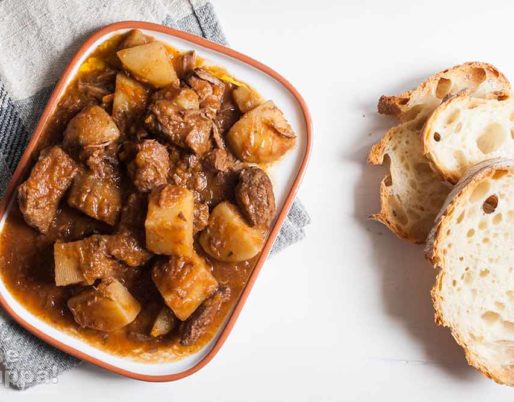 Spezzatino con patate, la ricetta cotta nella slow cooker electrolux