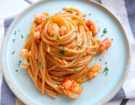 spaghetti con gamberi e bisque